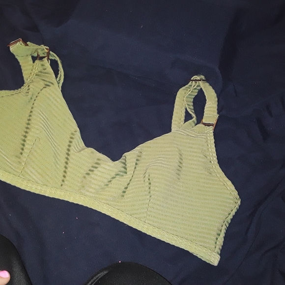 Bikini top - Picture 1 of 2